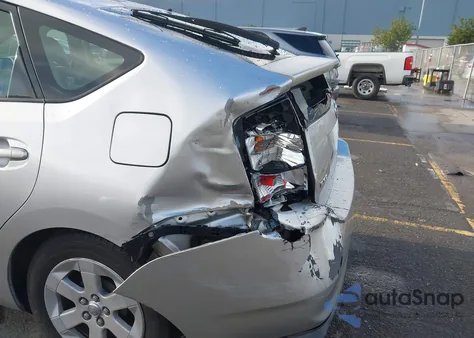 2005 Toyota Prius from USA, damaged, VIN JTDKB20U757007821